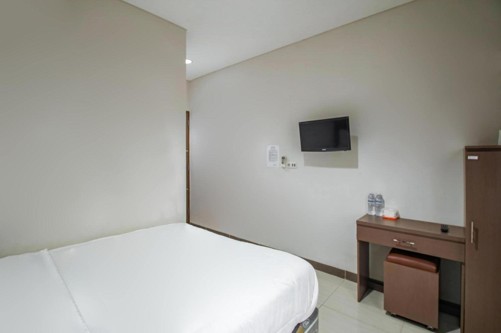 Capital O 93589 Hotel Wongso Syariah Панкалпинанг Экстерьер фото